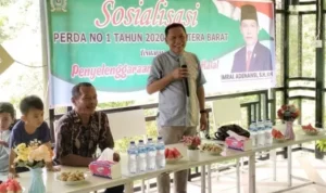 foto-berita-sosialisasi-perda-nomor-1-tahun-2020-oleh-anggota-dprd-sumbar-komisi-iv-imral-adenansi-di-pesisir--300424122325