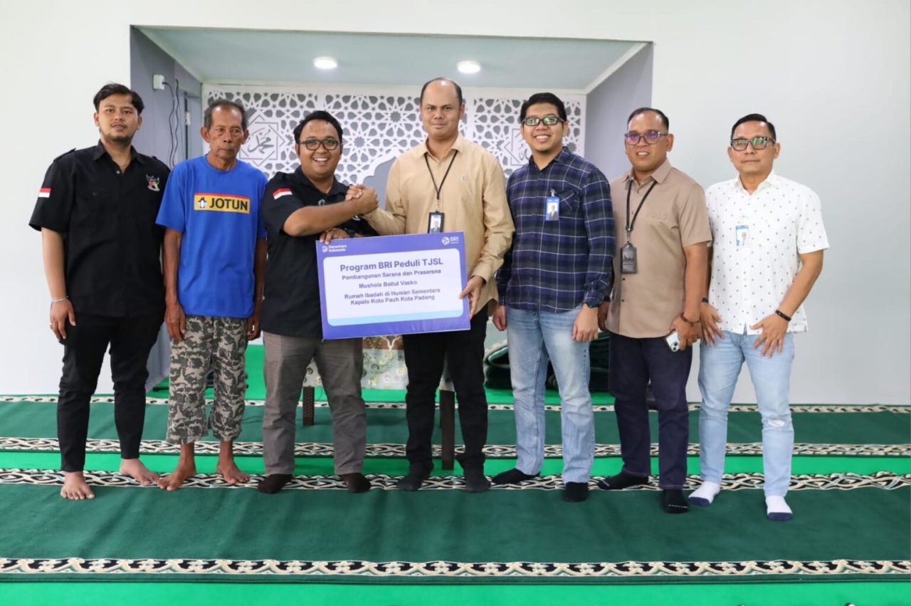 BRI-Region-3-Padang-yang-Bangun-Musalla-1536x1021